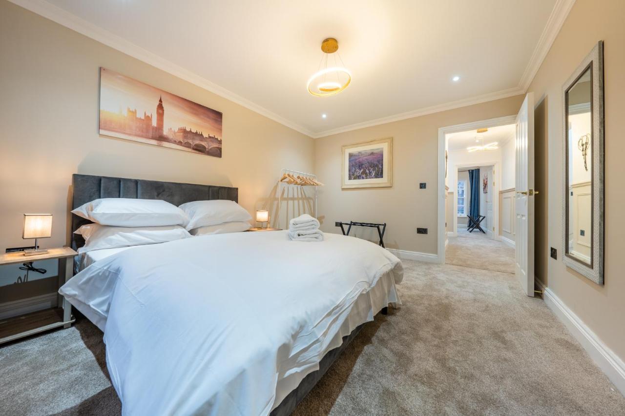 Brand New London Luxury House - Sleeps 8 Villa Eksteriør billede