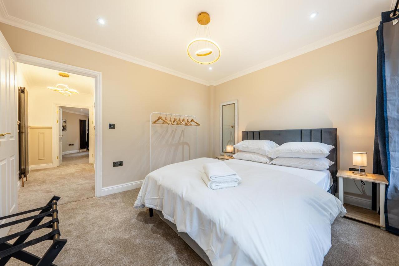 Brand New London Luxury House - Sleeps 8 Villa Eksteriør billede